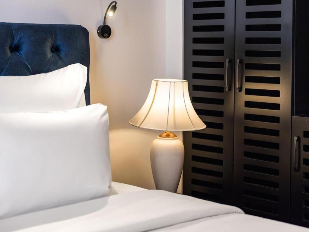 Flower Hotel Hanoi Bagian luar foto